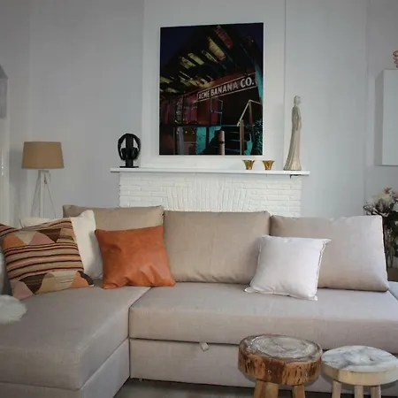 Fifth Avenue Apartment